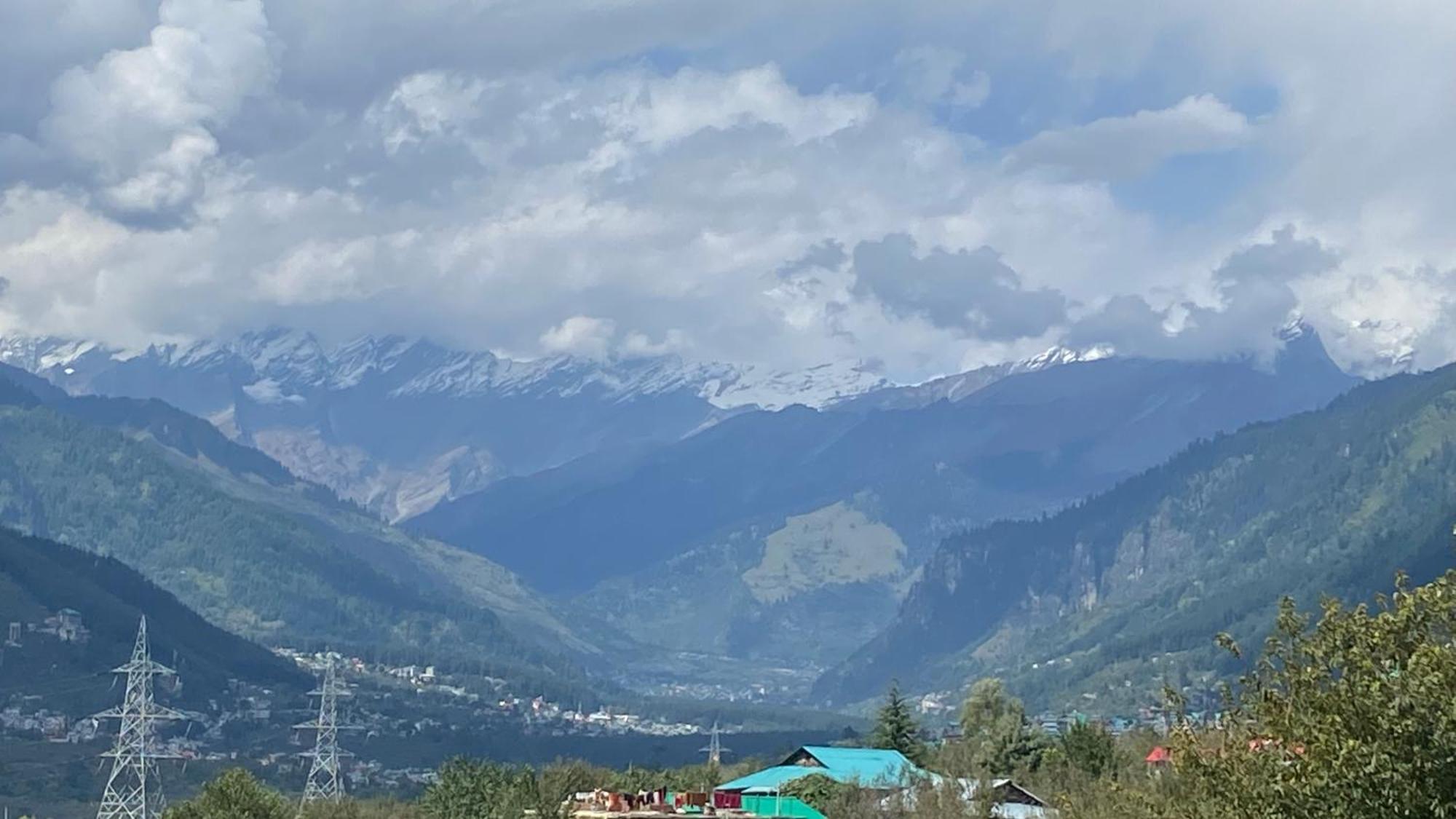 Himalayan Meadows
