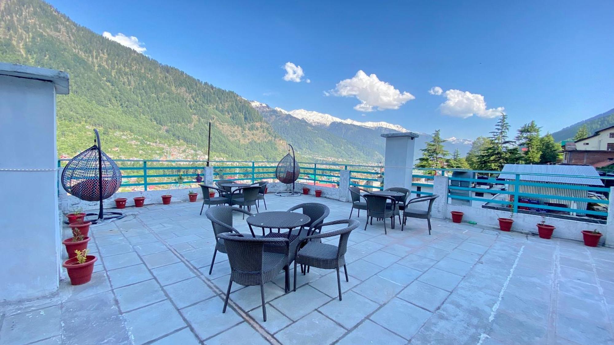 Himalayan Meadows *